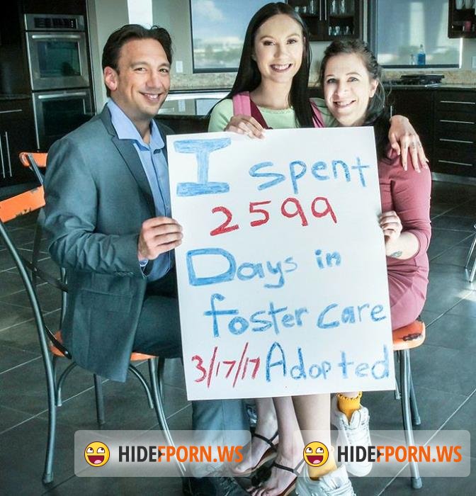 FosterTapes - Jazmin Luv - Foster Daughter Suppresses Urges [FullHD/1080p]