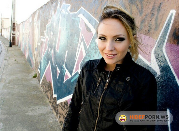 SexoEnPublico.com/Culioneros.com - Nataly Von - Russian Beauty gets fucked in public [HD 720p]