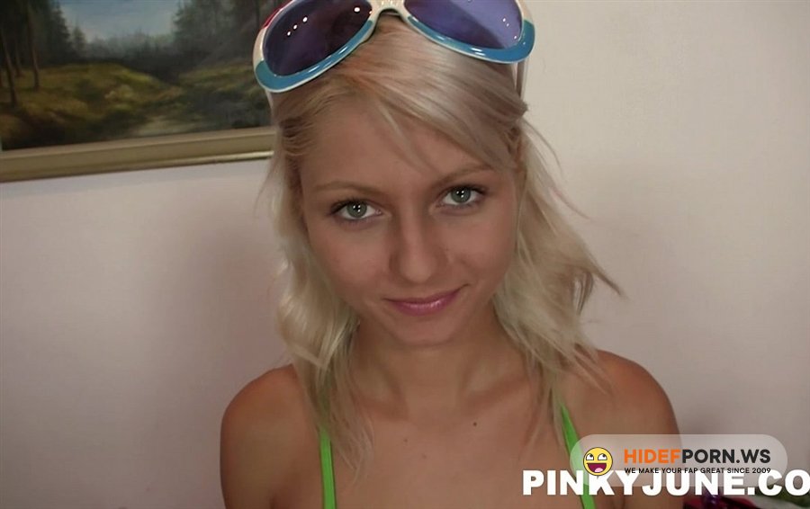 PinkyJune - Pinky June - Strapobvibrator [2020/HD]
