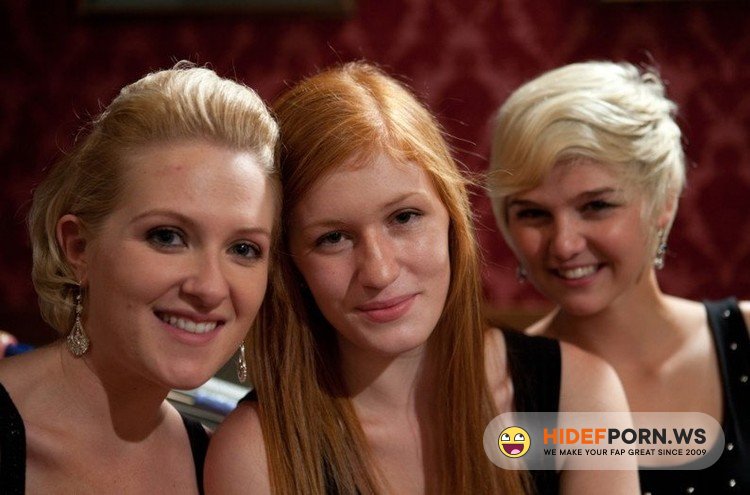 Fuckingmachines.com/Kink.com - Chloe, Lizzy, Devon - Machine Fuck [HD 720p]