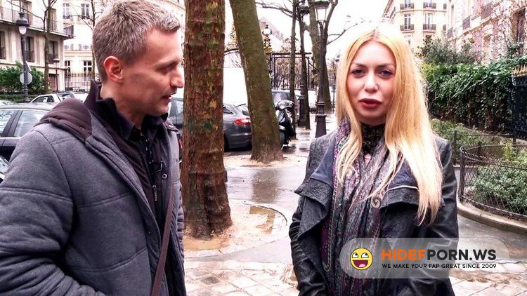JacquieEtMichelTV.net/Indecentes-Voisines.com - Marina - Marina, en route pour Courchevel! [FullHD 1080p]