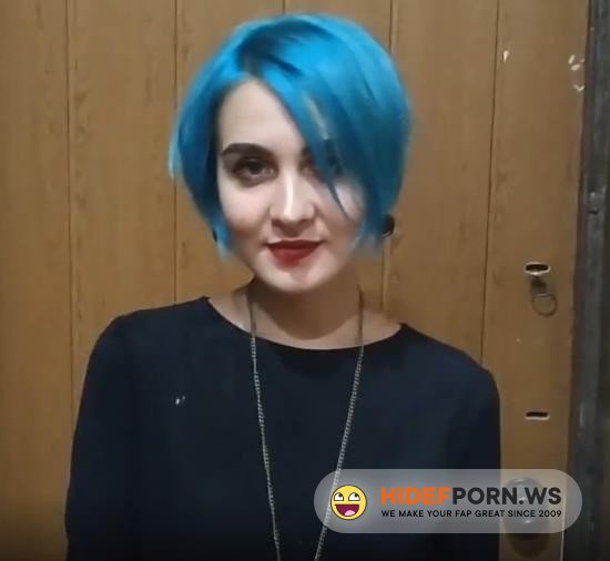 Amateurporn.cc - Amateur - Night walk and sex with real stranger [FullHD 1080p]