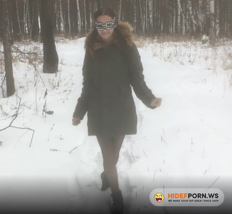 Pornhub.com - maryvincxxx - Blowjob and Swallow in the Winter Woods [FullHD 1080p]