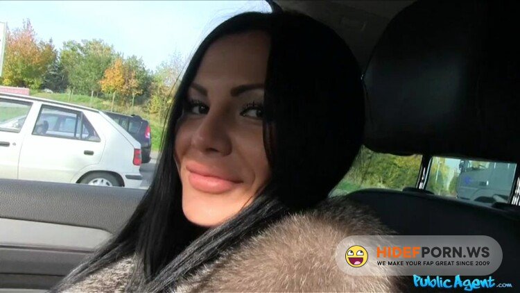 PublicAgent.com/FakeHub.com - Amanda Black - Sexy Sweet Ass Shown Off In Public [HD 720p]