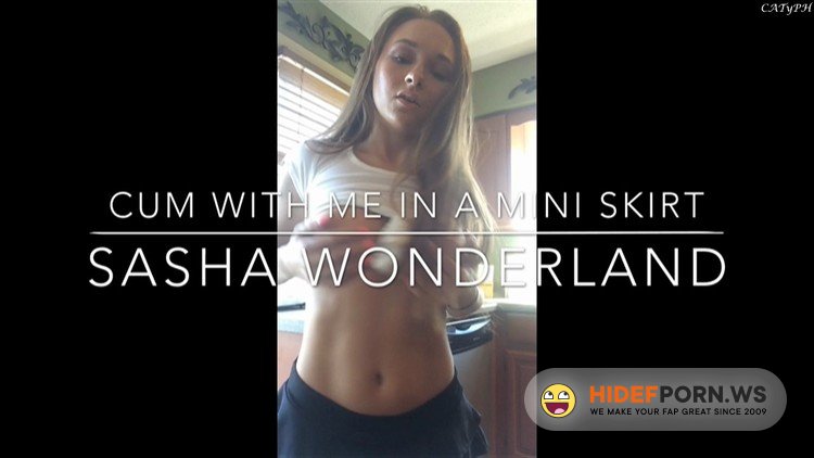 ManyVids.com - SashaWonderland - Cum with me in a mini skirt! [HD 720p]