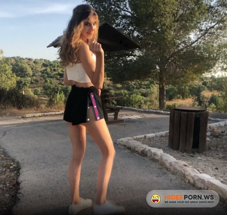 Pornhub.com - Kaya Way - Tinder girl called out to the park [FullHD 1080p]