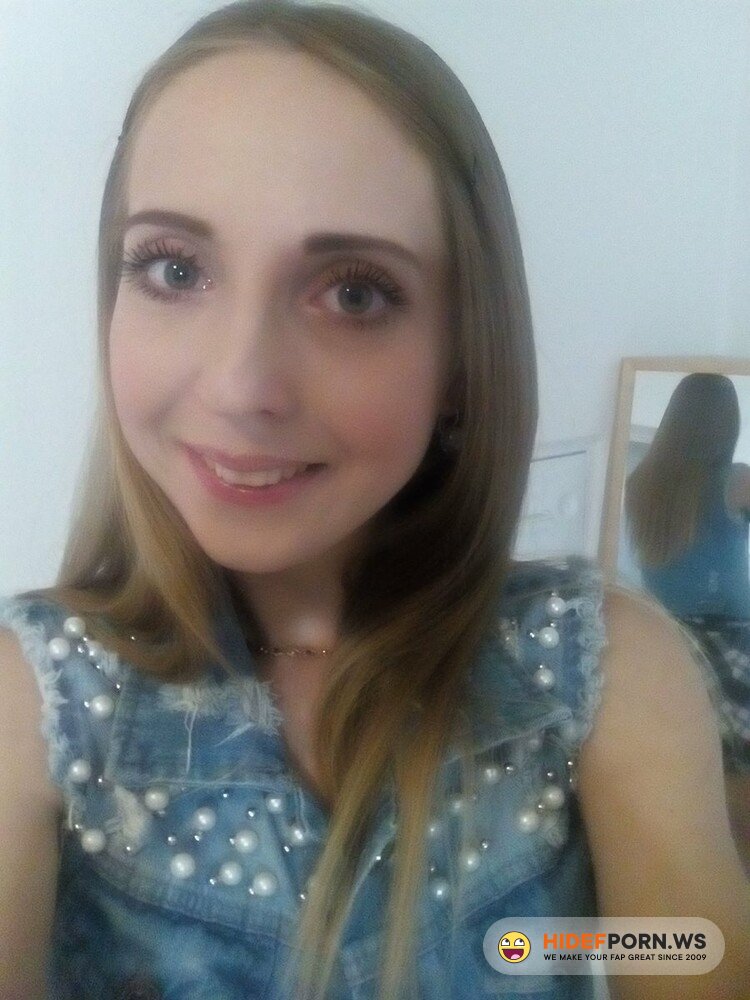 Brandon Iron/ManyVids.com - Anya Akulova - Suck Rim ATM Swallow [HD 720p]