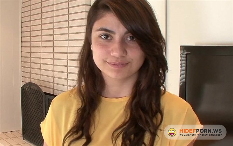 AmateurAllure - Amateurs - Sexiest Smile In The Biz [2020/HD]