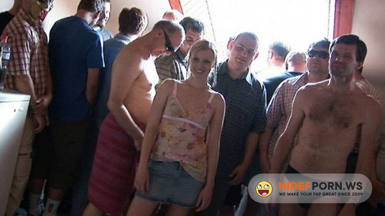 czechgangbang.com/czechav.com - Amateurs - CZECH GANGBANG 2 [HD 720p]