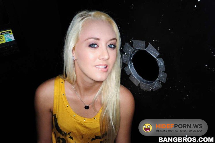 GloryHoleLoads.com/BangBros.com - Roxxi Silver - Roxxi in the gloryhole Sucking Dicks! [HD 720p]