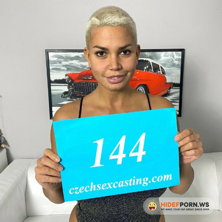 CzechSexCasting.com/PornCZ.com - Chloe Lamour - AMAZING BLONDE BABE SHOWS HER SEXUAL SKILLS [UltraHD 4K 2160p]