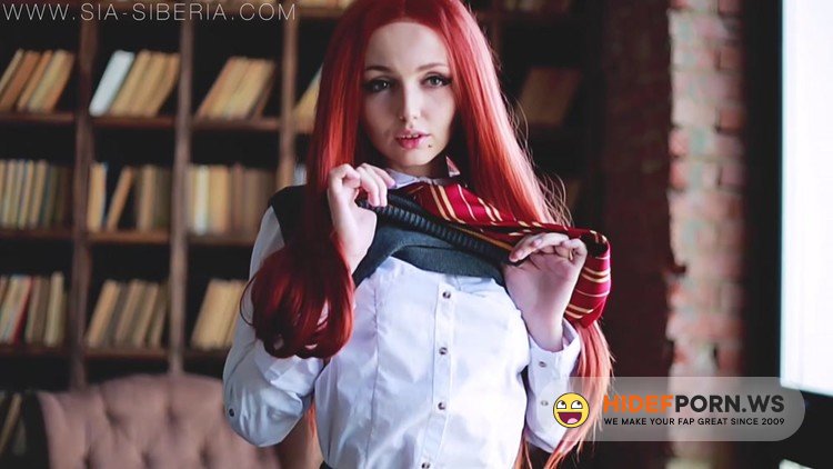 ManyVids.com - Sia Siberia - Harry Potter And Fucking Of Ginny [FullHD 1080p]
