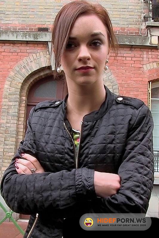 PickupGirls.com - Lea Guerlin - Pickup And Fuck Horny French Girl [HD 720p]