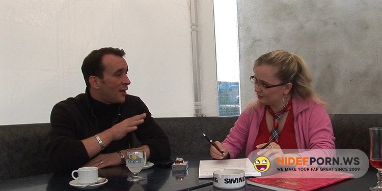 LaFRANCEaPOIL.com - Catalina - En pleine revision et dispo pour une bonne distraction sexuelle [HD 720p]
