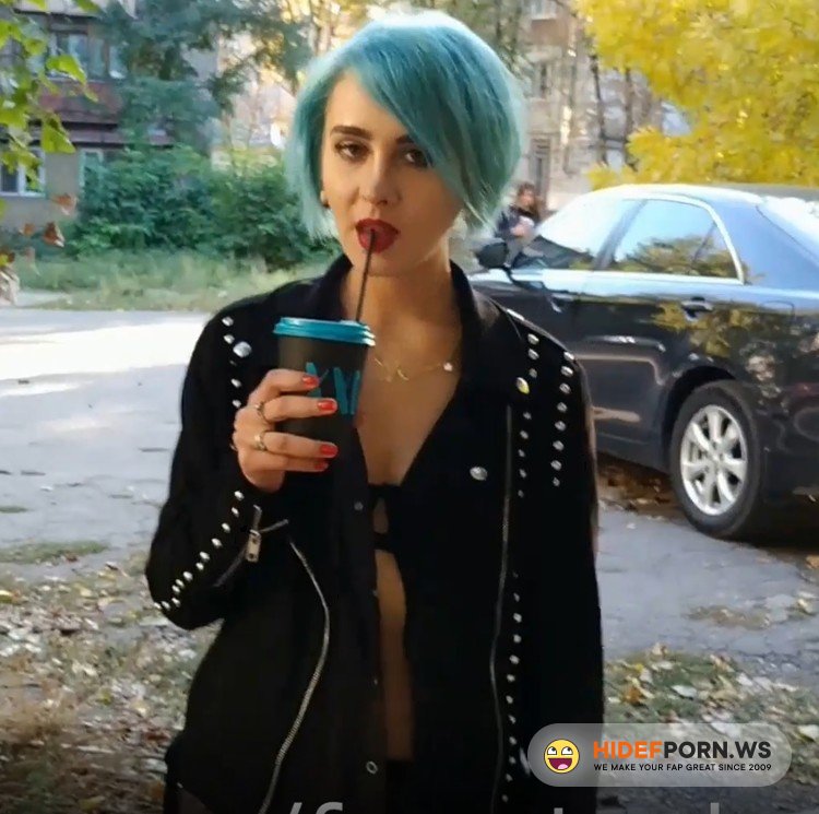 PornHub.com/PornHubPremium.com - Forest Whore - Sexy public fun [FullHD 1080p]
