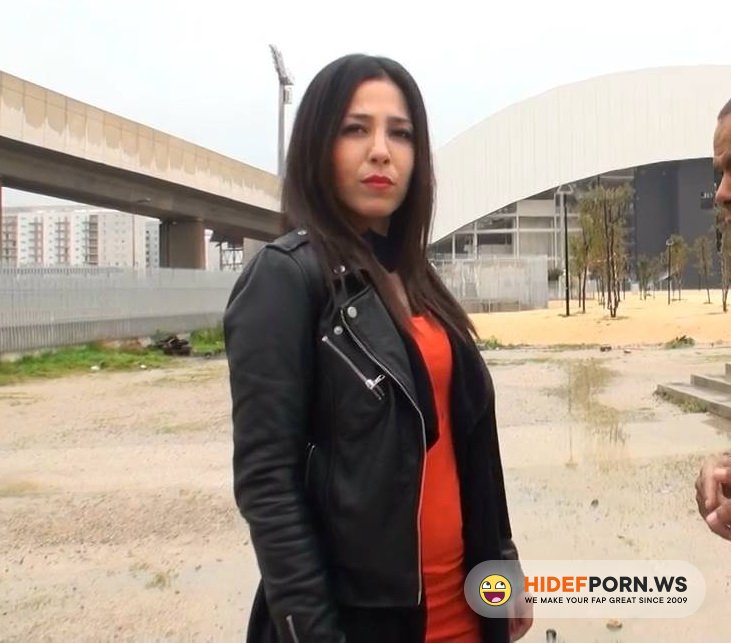 Indecentes-Voisines.com/JacquieetMichelTV.net - Sheila - Defoncee en gang bang a la mode tunisienne [HD 720p]