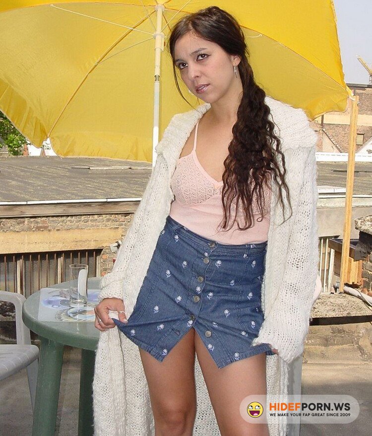OldFartsYoungTarts.com/PackOfPorn.com - Salma - Under my umbrella [SD 480p]