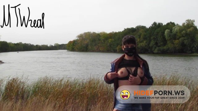 PornhubPremium - MTWreal - Outdoor Adventures In Autumn Part1 [2020/FullHD]