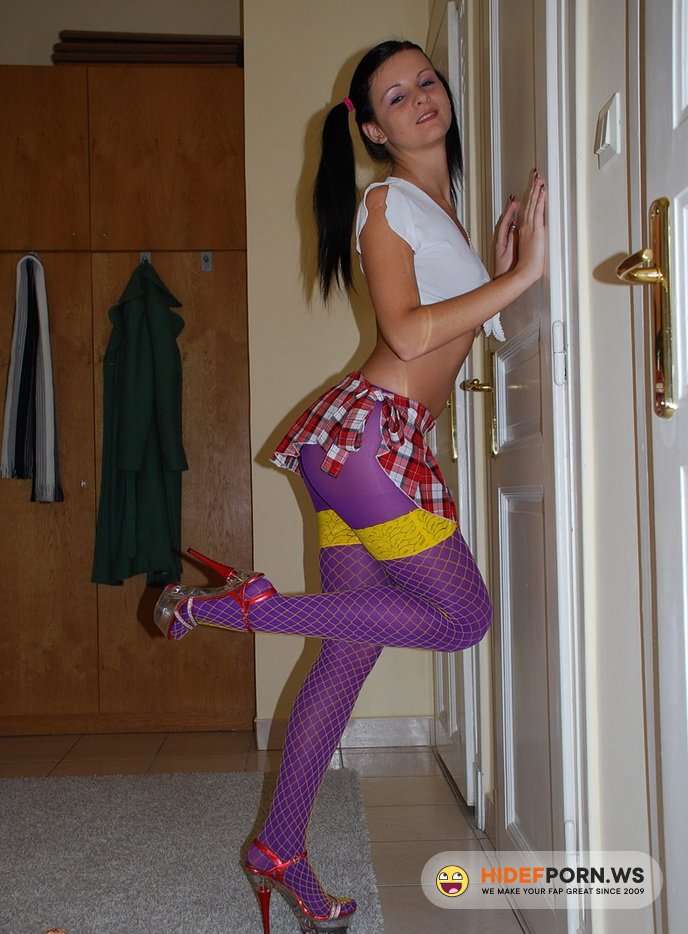 JimSlip.com - Jasmine - Creeping up behind her [SD 576p]