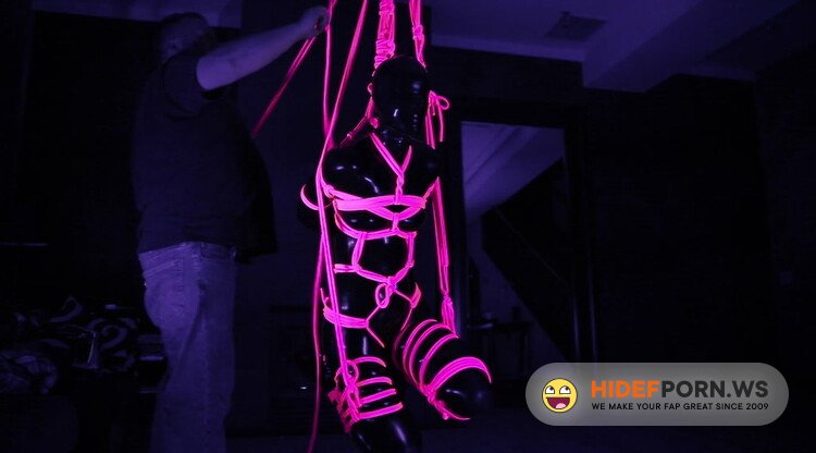 Reflectivedesire.com - Unknown - Blacklight Suspension [FullHD 1080p]