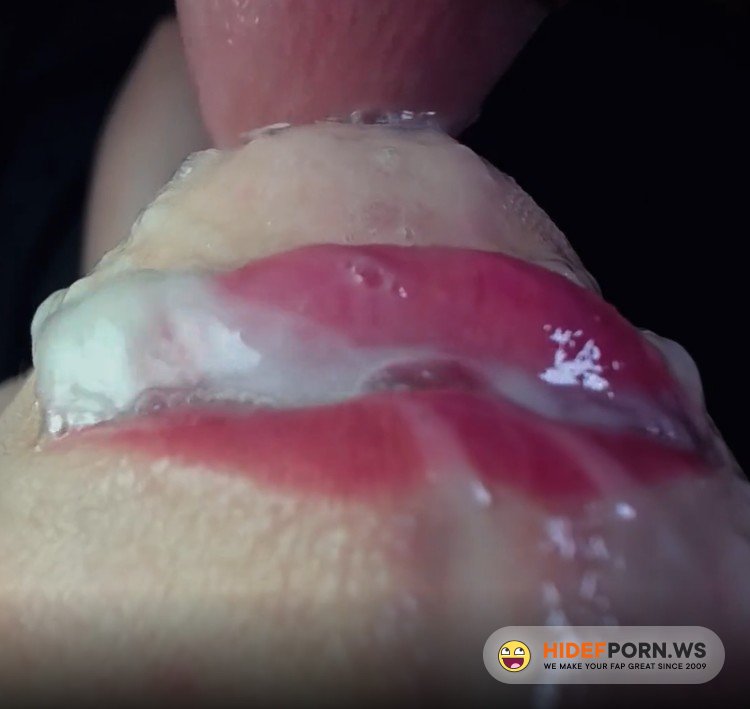 Chaturbate.com - NatalieFlowers - Female Pov.messy Sloppy Deepthroatcum in Mouth [FullHD 1080p]
