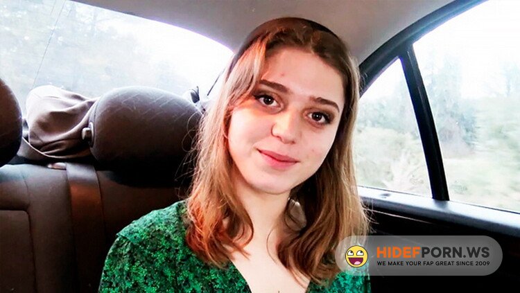 JacquieEtMichelTV.net/Indecentes-Voisines.com - Kira - Kira 20 Picks Up The Pace [FullHD 1080p]