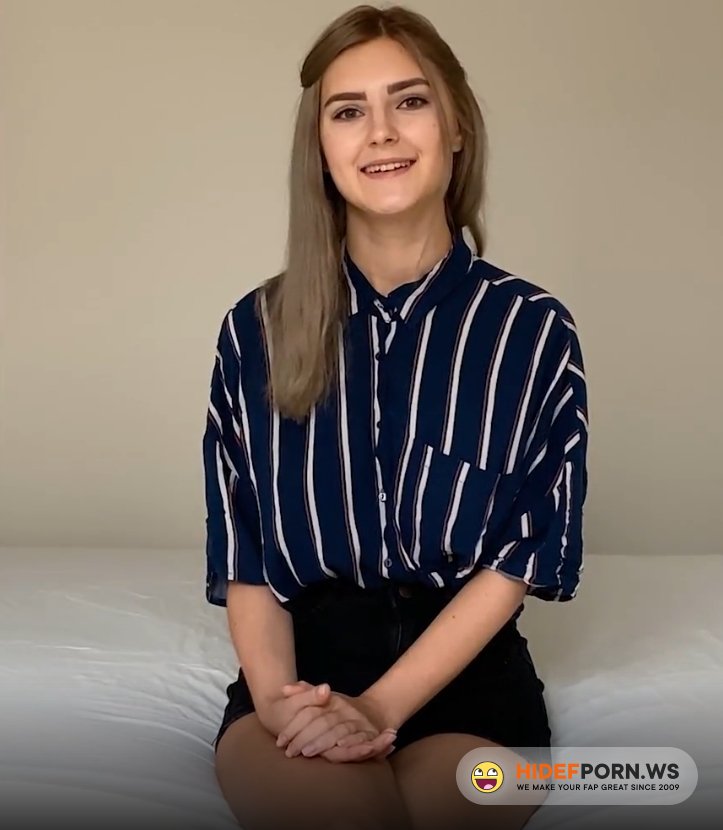 Fit18 - Eva Elfie - Big Natural Tits and no TattoosTranslate [FullHD 1080p]