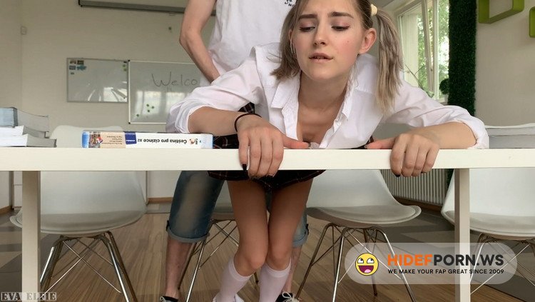 EvaElfie - Eva Elfie - Just an Ordinary Day at School - Eva Elfie Fucked in the Classroom [FullHD 1080p]