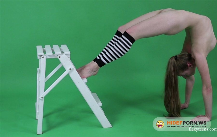 NakedGymnast - Anna Mostik - Naked Gymnast 2021-01-09 [2021/FullHD]