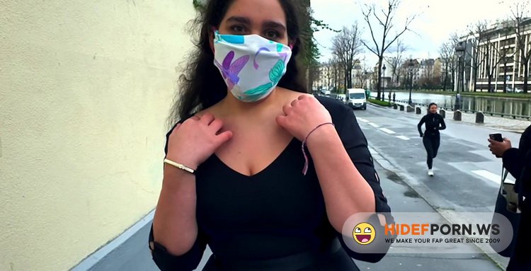 JacquieEtMichelTV/Indecentes-Voisines - Aurore - Aurore, 22 Years Old, Free Electron Of Sex [FullHD 1080p]