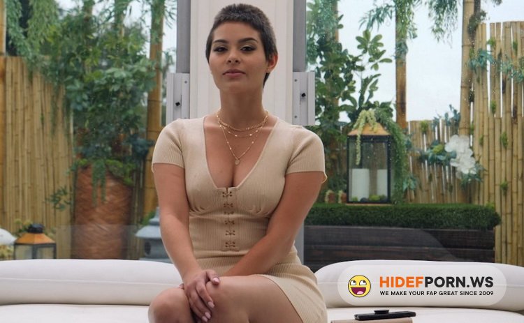 CastingCouch-HD.com - Nicole - Perfect Figure To Be In A Rap Video [HD 720p]