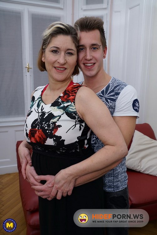 Mature.nl/Mature.eu - Teresa Lynn (EU) (45) - German housewife Teresa doing her toyboy [FullHD 1080p]