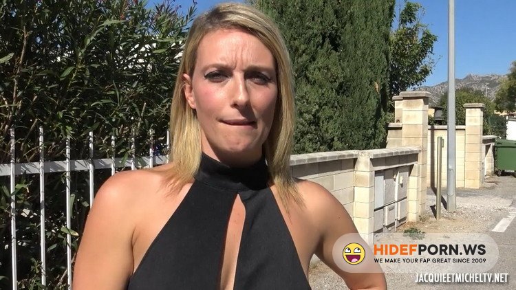 JacquieEtMichelTV.net/Indecentes-Voisines.com - Emma - A Martigues avec Emma, 29ans ! [FullHD 1080p]