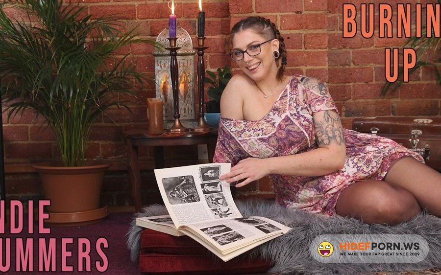 GirlsOutWest - Indie Summers - Burning Up [2020/HD]