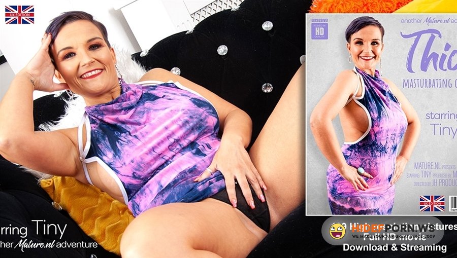 Mature - Tiny EU 38 - Thick Milf Tiny Sure Has A Body For Fun With Curves In All The Right Places [2021/FullHD]