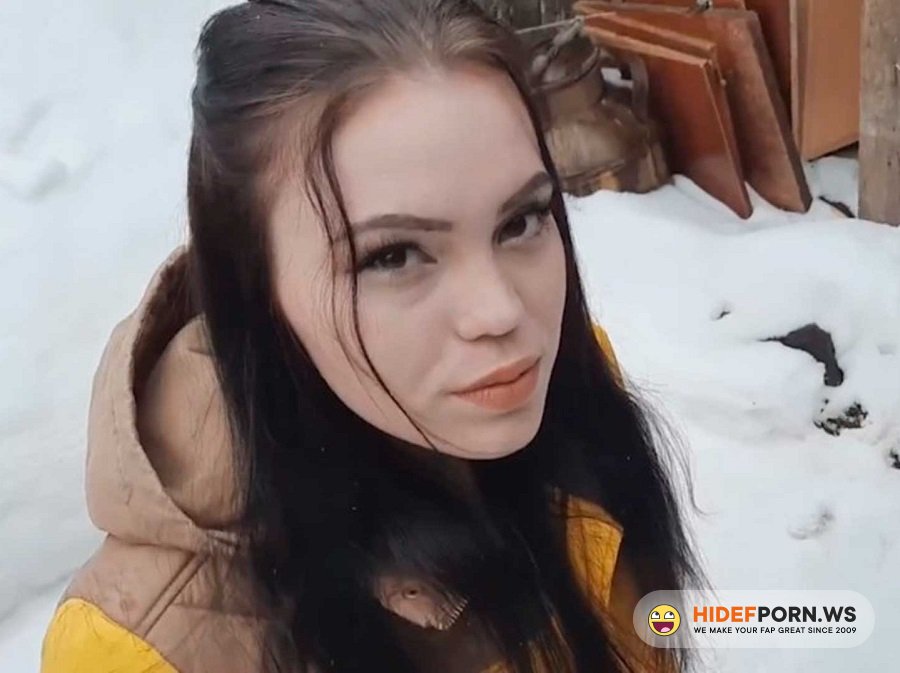 Amateurporn.cc - Amateur - Winter Blowjob [FullHD 1080p]
