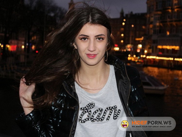 Kimholland.nl - Lina Luxa - Heet in Holland Teeny zaadsletje Lina Luxa [FullHD 1080p]