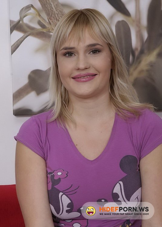 RussianTeenCasting.com - Simone - First Time In Porn For Simone [FullHD 1080p]