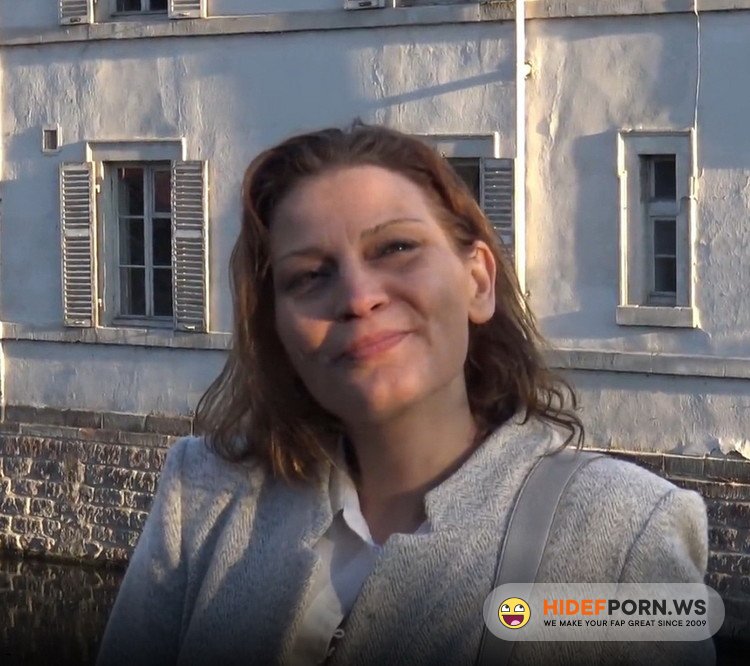 JacquieEtMichelTV.net - Camille - Aventure alsacienne avec Camille 36ans [FullHD 1080p]