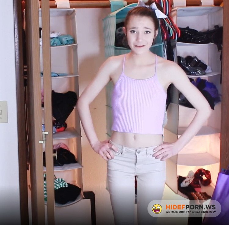 ManyVids.com - Princess Bambie Aka Carissa Nicole - Dress up and anal instructions [UltraHD 4K 2160p]