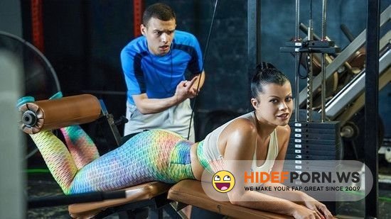 MilfBody - Nadia White - Next Level Workout [2021/HD]