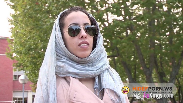Fakings.com - Nayara - 21 anitos, Nayara. Recien aterrizada del mundo arabe entra en el occidental por la puerta grande [FullHD 1080p]