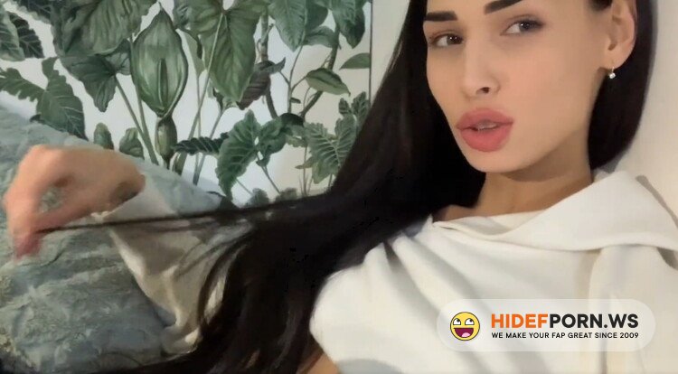 OnlyFans.com - Fiamurr - My Girlfriend is too Hot not to Cum in her - her first Creampie [UltraHD 4K 2160p]