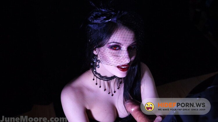 JuneMooreXXX/ManyVids.com - June Moore - Thirst - b/g Vampire Handjob Blowjob [FullHD 1080p]