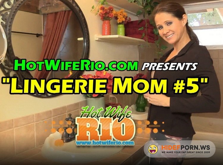 HotWifeRio.com - Rio Blaze - LINGERIE MOM [UltraHD 4K 2160p]