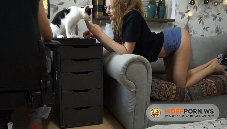 Onlyfans.com - Miss Banana - Please fuck me [UltraHD 4K 2160p]
