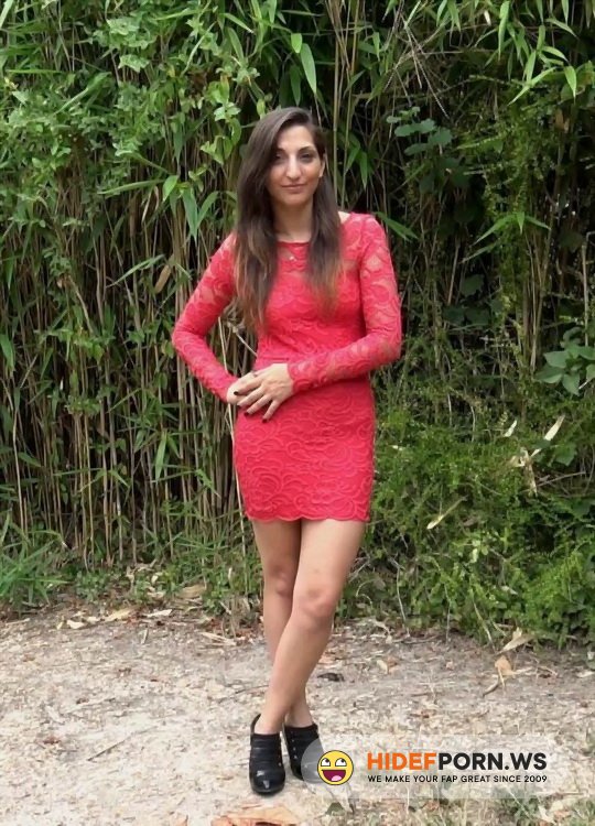 JacquieEtMichelTV.net/Indecentes-Voisines.com - Jimena - Jimena, 26ans, belle madrilene [FullHD 1080p]