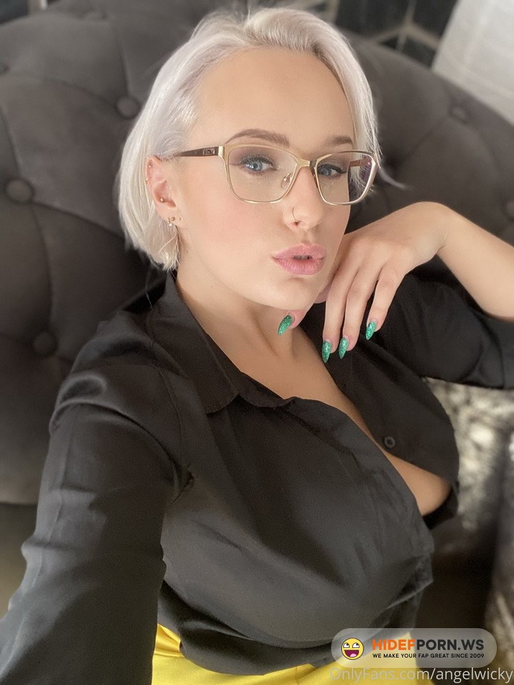 OnlyFans.com - Angel Wicky - Big black cock in my pussy ass and a facial aka when di [FullHD 1080p]