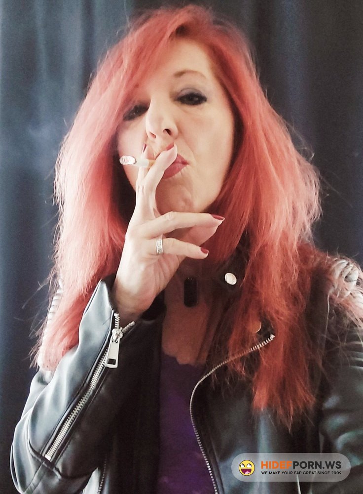 ManyVids.com - Jizzabelle Trash - Marlboro Smoking - Lace Doggystyle Fuck [FullHD 1080p]