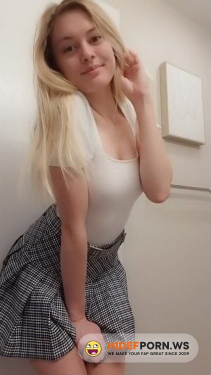 OnlyFans - Amber Moore - This new girl Amber Moore is Hot af [FullHD 1080p]